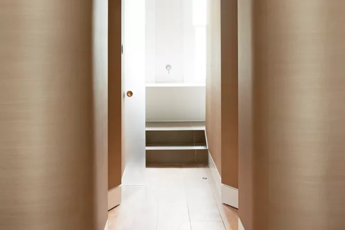 Stumdomos stiklinės durys