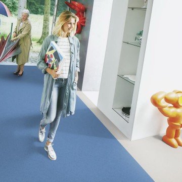 Homogeninė vinilo danga Forbo Sphera Element Blueberry