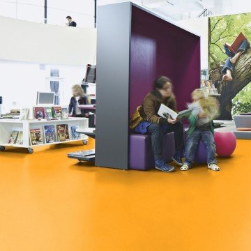 Homogeninė vinilo danga Forbo Sphera Energetic Mandarin